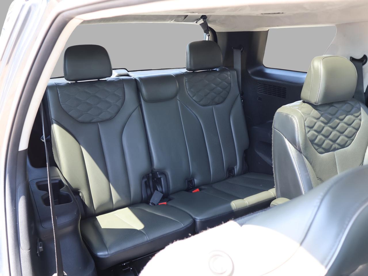 2020 Hyundai PALISADE V6 LIMITED AWD CERTIFIED *1 OWNER*7 SEATS* CAMERA NAV BLUETOOTH LEATHER HEATED SEATS PANO ROOF CRUISE ALLOYS Photo