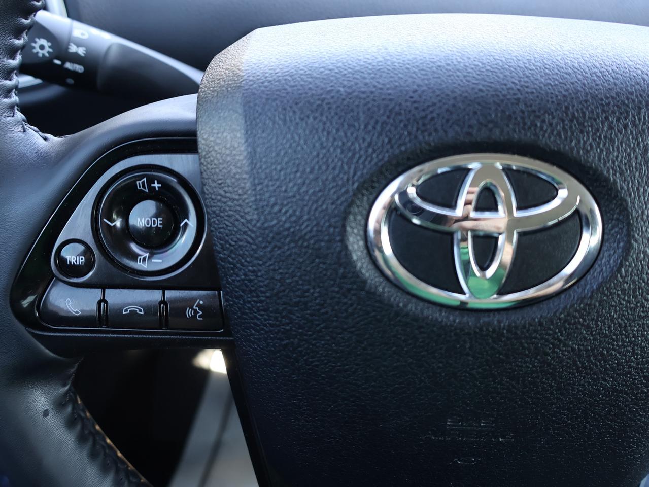 2020 Toyota Prius Prime PREMIUM CERTIFIED *ACCIDENT FREE*SERVICE HISTORY*2nd WINTER* CAMERA BLUETOOTH HEATED SEATS CRUISE ALLOYS Photo