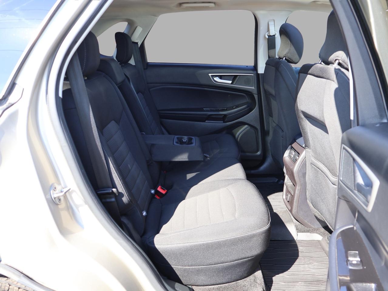2018 Ford Edge SEL AWD CERTIFIED * LOW KMS* CAMERA BLUETOOTH HEATED SEATS PANO ROOF CRUISE ALLOYS Photo