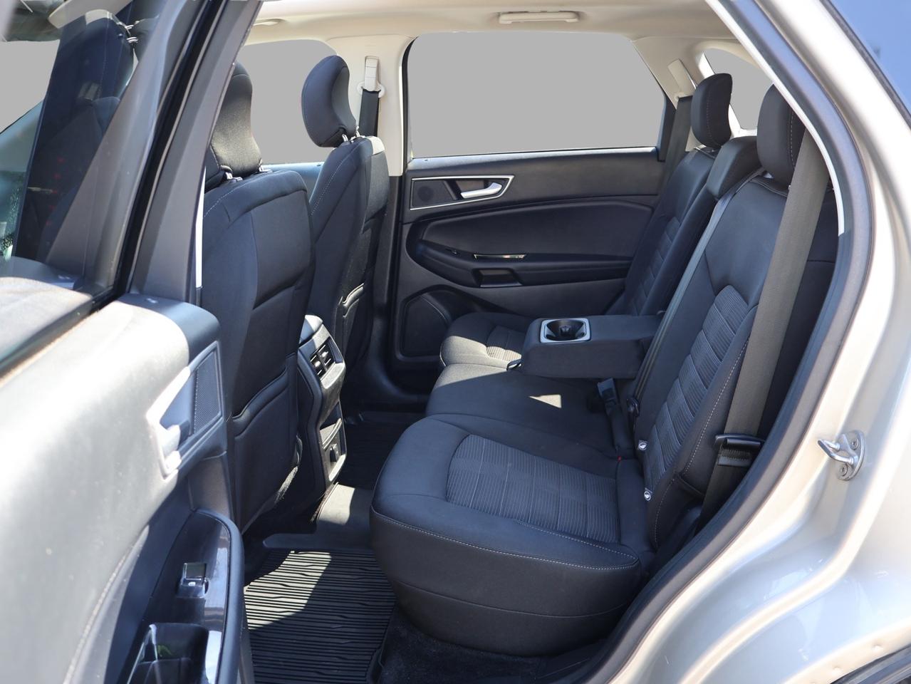 2018 Ford Edge SEL AWD CERTIFIED * LOW KMS* CAMERA BLUETOOTH HEATED SEATS PANO ROOF CRUISE ALLOYS Photo