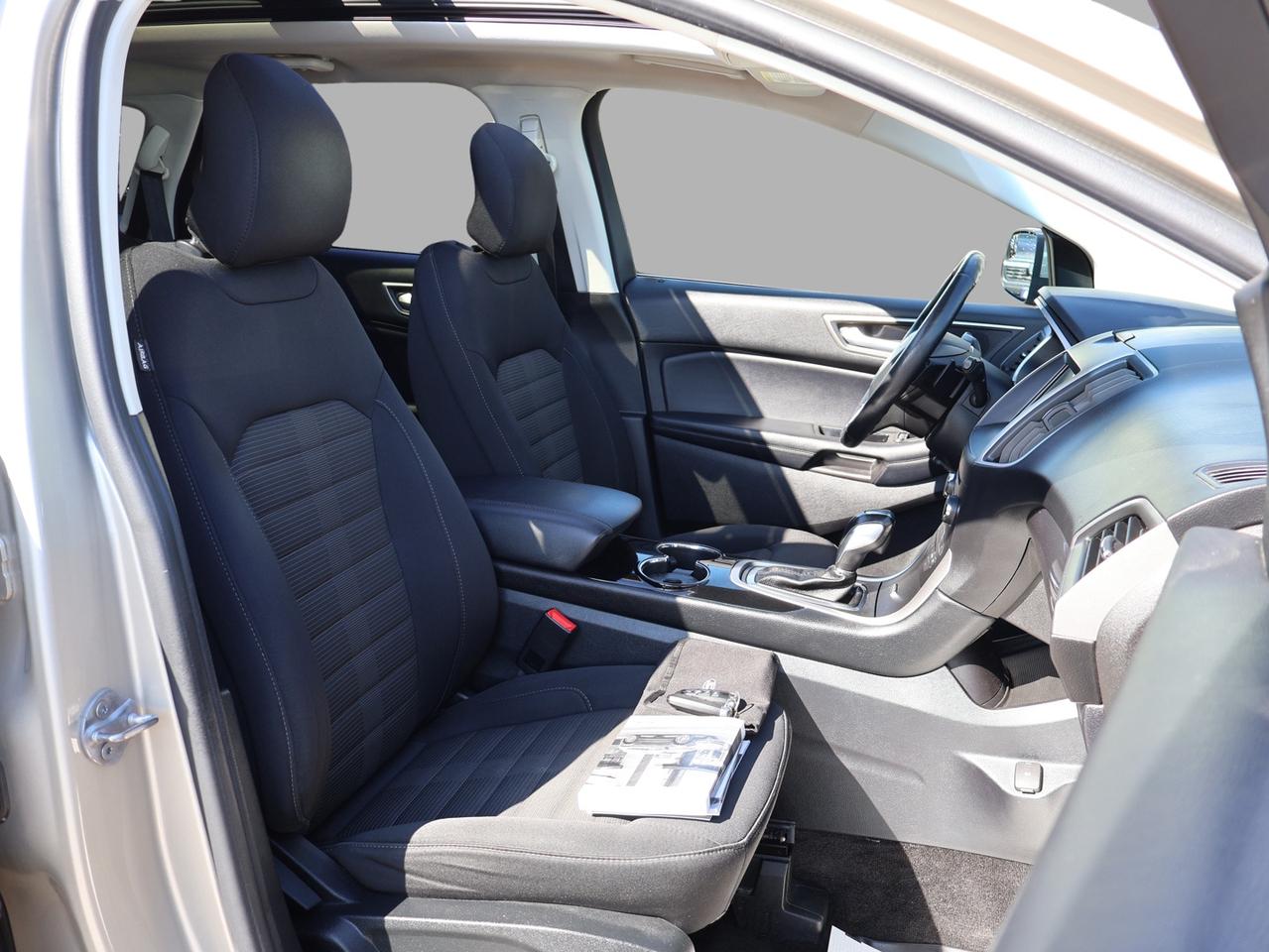 2018 Ford Edge SEL AWD CERTIFIED * LOW KMS* CAMERA BLUETOOTH HEATED SEATS PANO ROOF CRUISE ALLOYS Photo