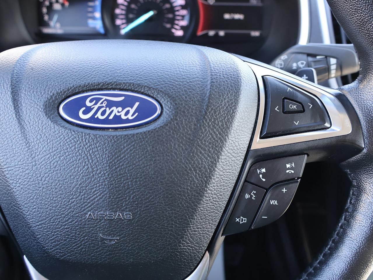 2018 Ford Edge SEL AWD CERTIFIED * LOW KMS* CAMERA BLUETOOTH HEATED SEATS PANO ROOF CRUISE ALLOYS Photo