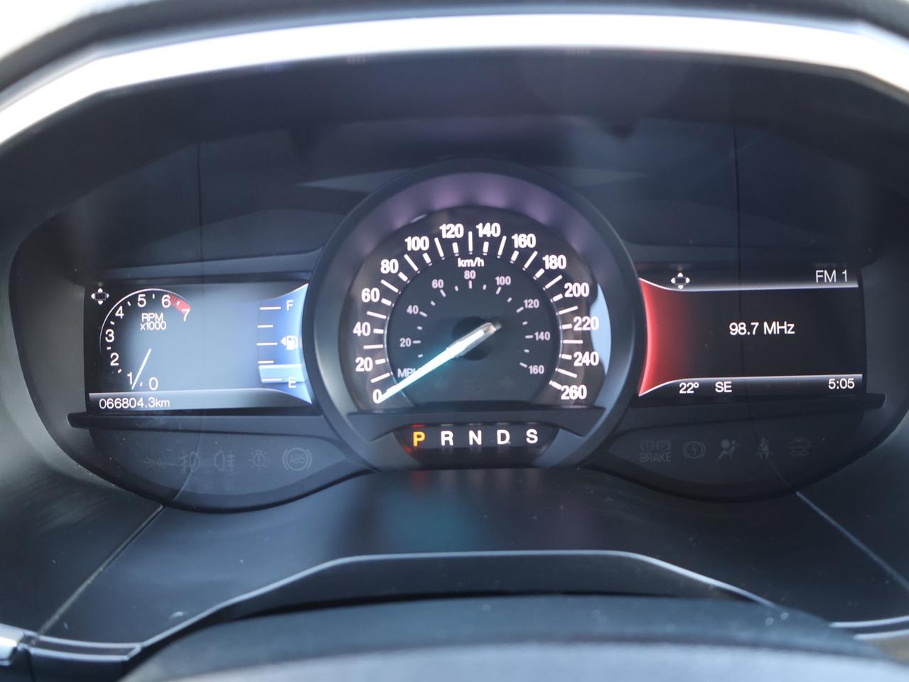 2018 Ford Edge SEL AWD CERTIFIED * LOW KMS* CAMERA BLUETOOTH HEATED SEATS PANO ROOF CRUISE ALLOYS Photo