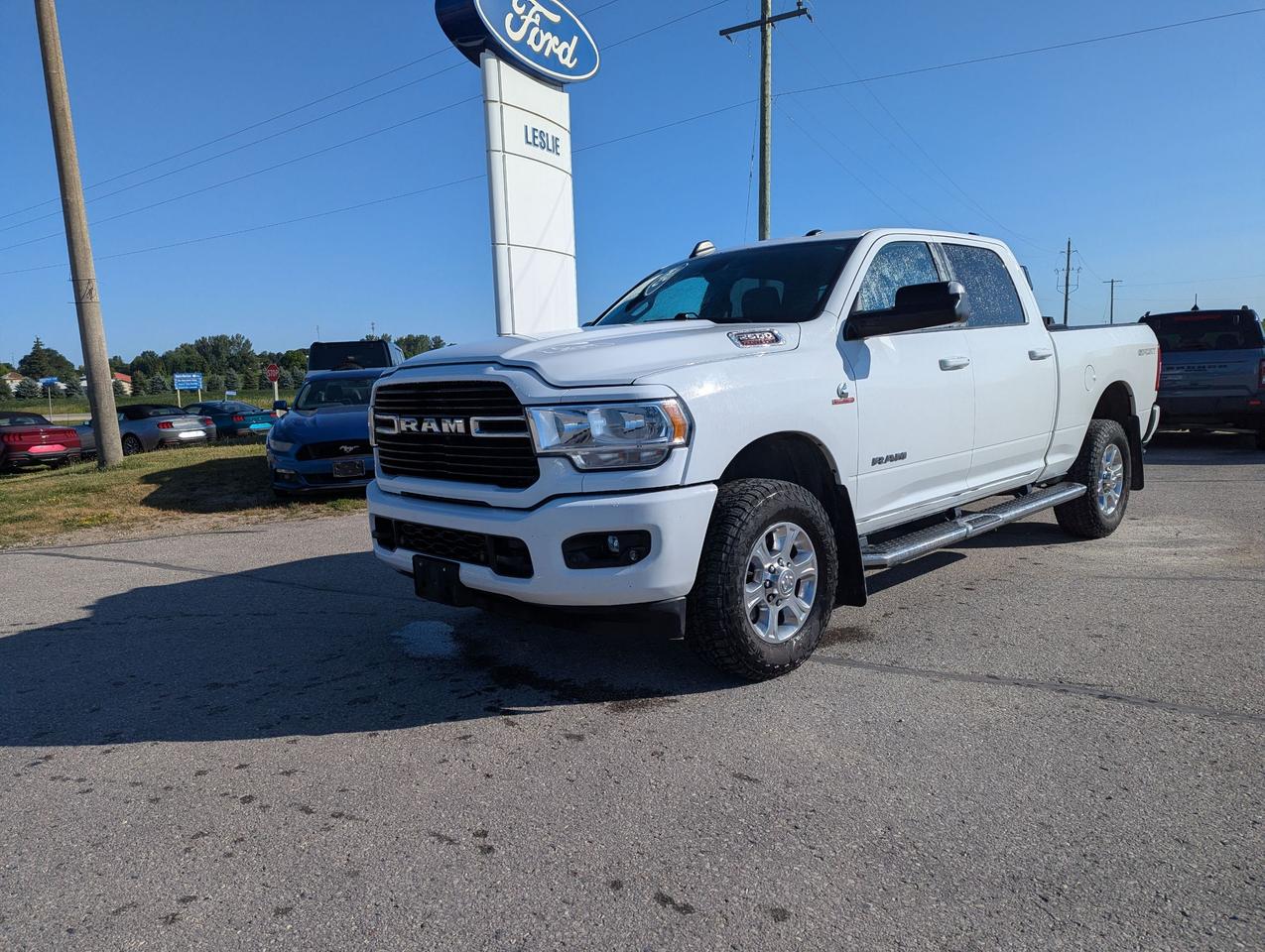 <p>This one owner, accident free trade includes:</p><ul><li>Power Drivers Seat</li><li>Remote Start</li><li>Reverse Camera</li><li>Keyless Entry w/ Push Button Start</li><li>Dual Zone Air Conditioning</li><li>Navigation System</li><li>Rear Parking Aid</li><li>Premium Sound System</li><li>Trailer Tow Package</li><li>3.73 Ratio Axles</li><li>Back Rack</li><li>Box Liner</li><li>Hard Tonneau Cover</li><li>Mud Flaps</li></ul>