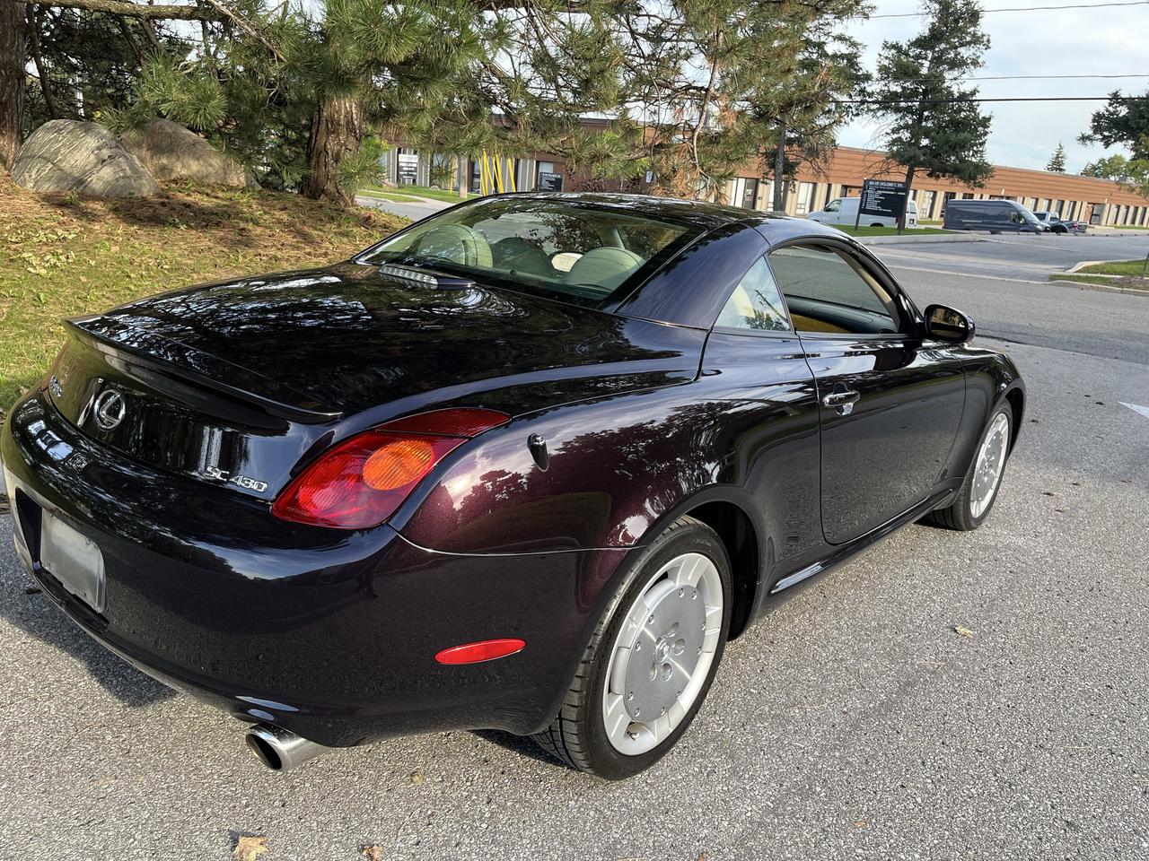 2005 Lexus SC 430 RARE COLOUR COMBO. - FULLY EQUIPPED!! Photo2