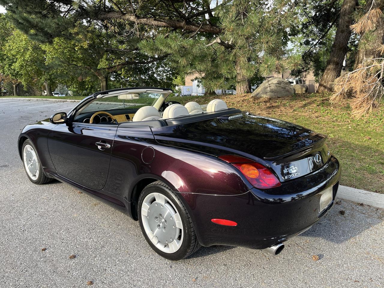 2005 Lexus SC 430 RARE COLOUR COMBO. - FULLY EQUIPPED!! Photo