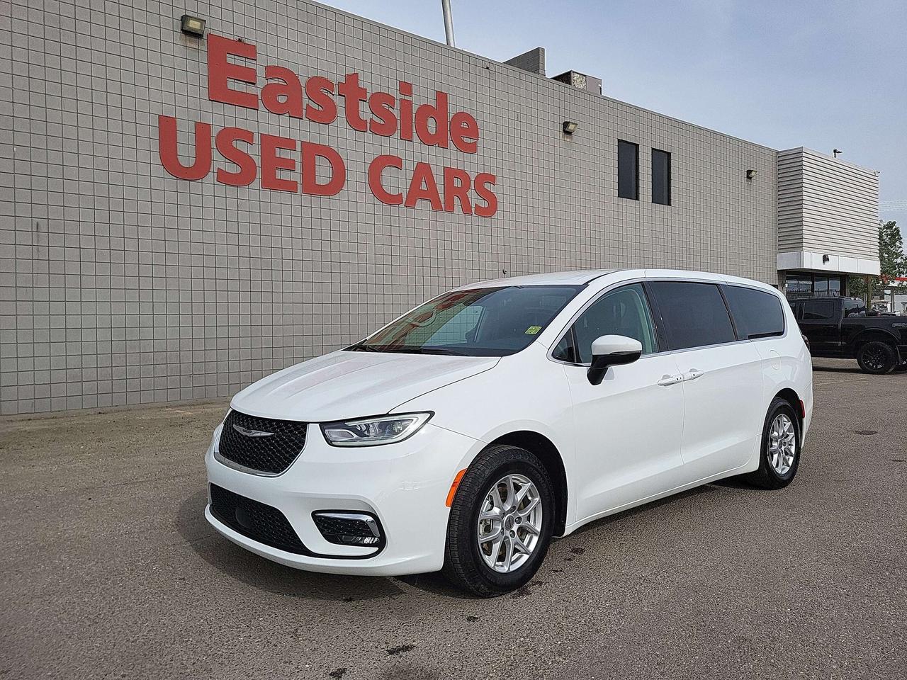 This <i>previously enjoyed</i> <b>2023 Chrysler Pacifica</b> is part of Chryslers 2WD Minivans segment and a very nice ride! It has a 6 cylinder engine and&nbspAutomatic transmission. This&nbspPacifica came into our Pre-Owned inventory with <b> 166789</b> kilometers and in good condition. The color is a nice <b>Bright White</b> and aside from the wear and tear of a previously enjoyed vehicle, it is a very nice <b>Pacifica</b>!!

 Dont forget to explore the options tab for more details. If youre satisfied with what youve learned thus far, kindly fill out one of the forms on this page. One of our proficient and extensively trained sales representatives will provide you with a product demonstration, a personalized video walk-through, and of course, details on pricing and financing options.  

  We know we are not the only Pre-Owned dealer in Calgary, but we pride ourselves on being one of the busiest in town. With over <u><b>150 units in our Pre-Owned inventory</u></b> and being one of Canadas <b>TOP 5</b> Dodge Chrysler Jeep Ram dealers, we are confident that we have exactly what you are looking for! 

   Thank you for considering purchasing this <b> 2023 Chrysler PacificaAt Eastside Dodge, we are thrilled to offer you an exceptional experience. We pledge to ensure that it surpasses all your expectations and becomes one of your finest experiences. 




</b>