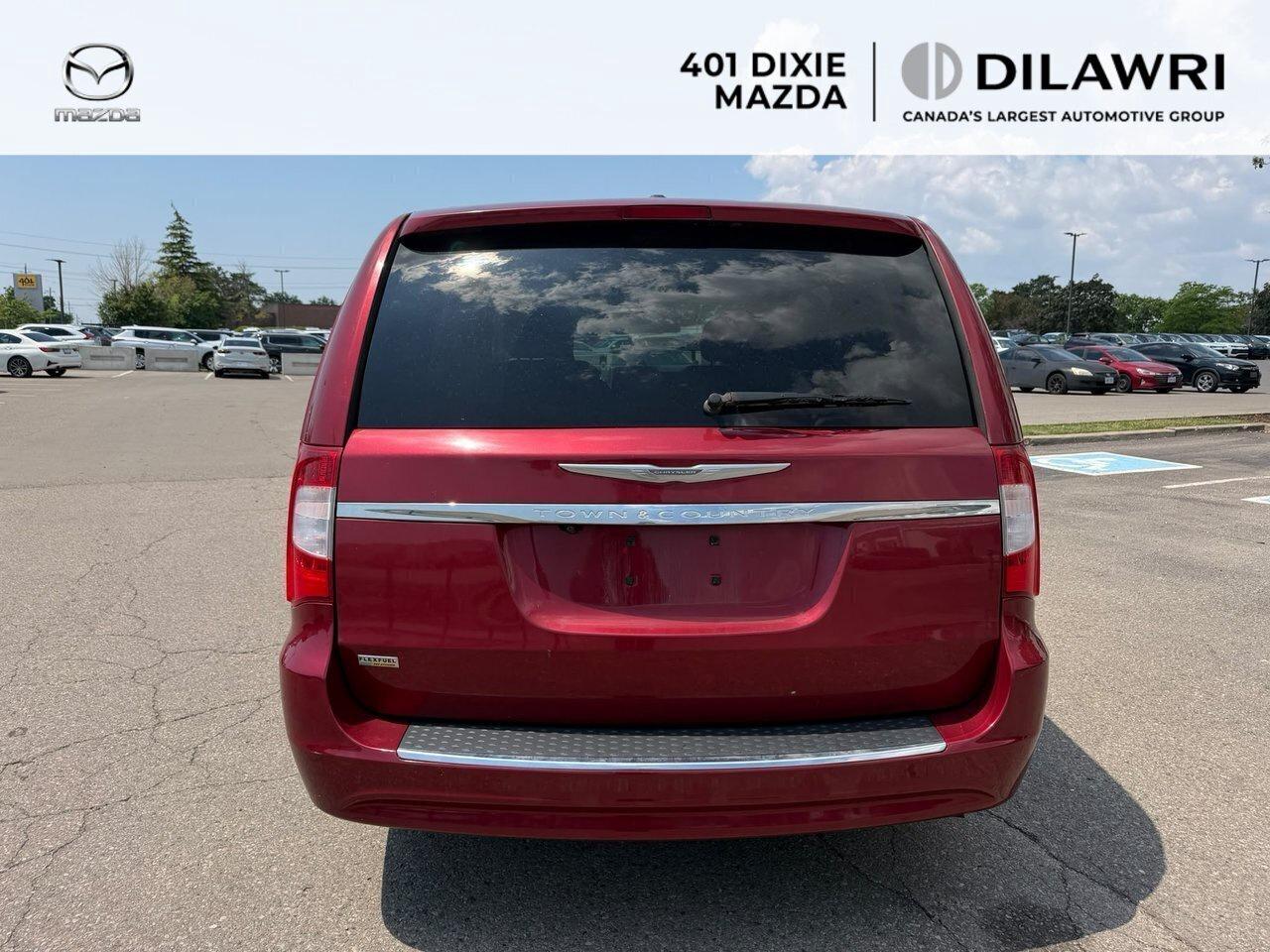 Used 2012 Chrysler Town & Country 4DR WGN TOURING for sale in Mississauga, ON