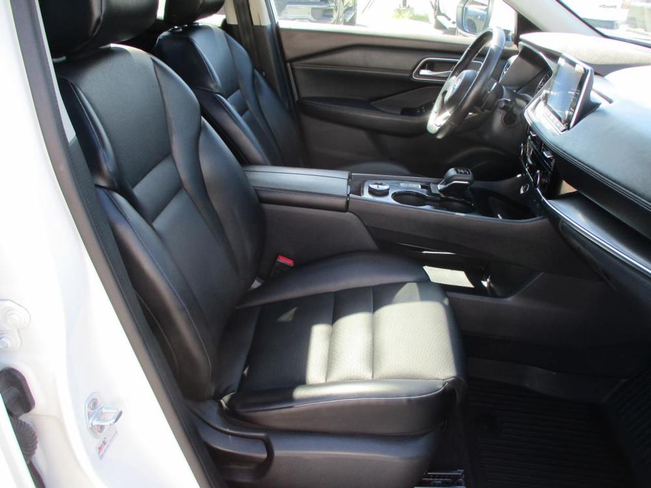 2021 Nissan Rogue SV AWD Photo
