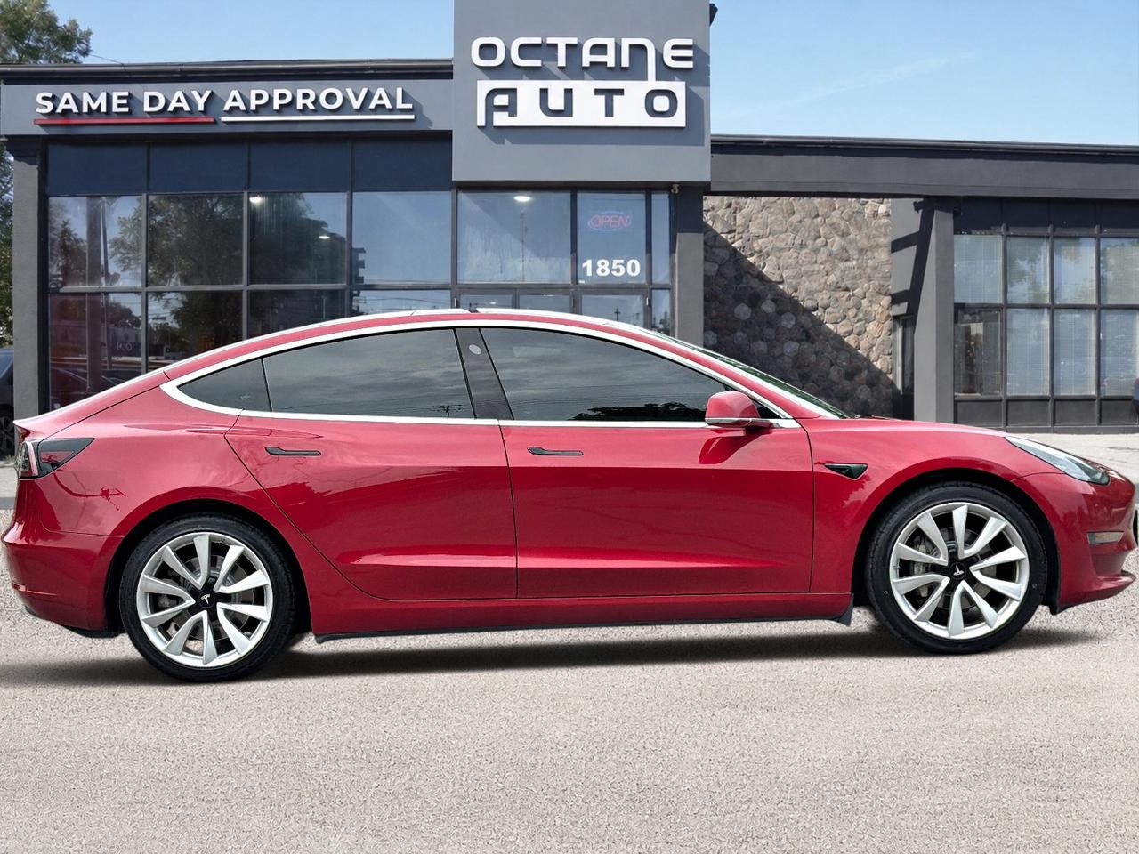 2020 Tesla Model 3 STANDARD RANGE PLUS Photo3