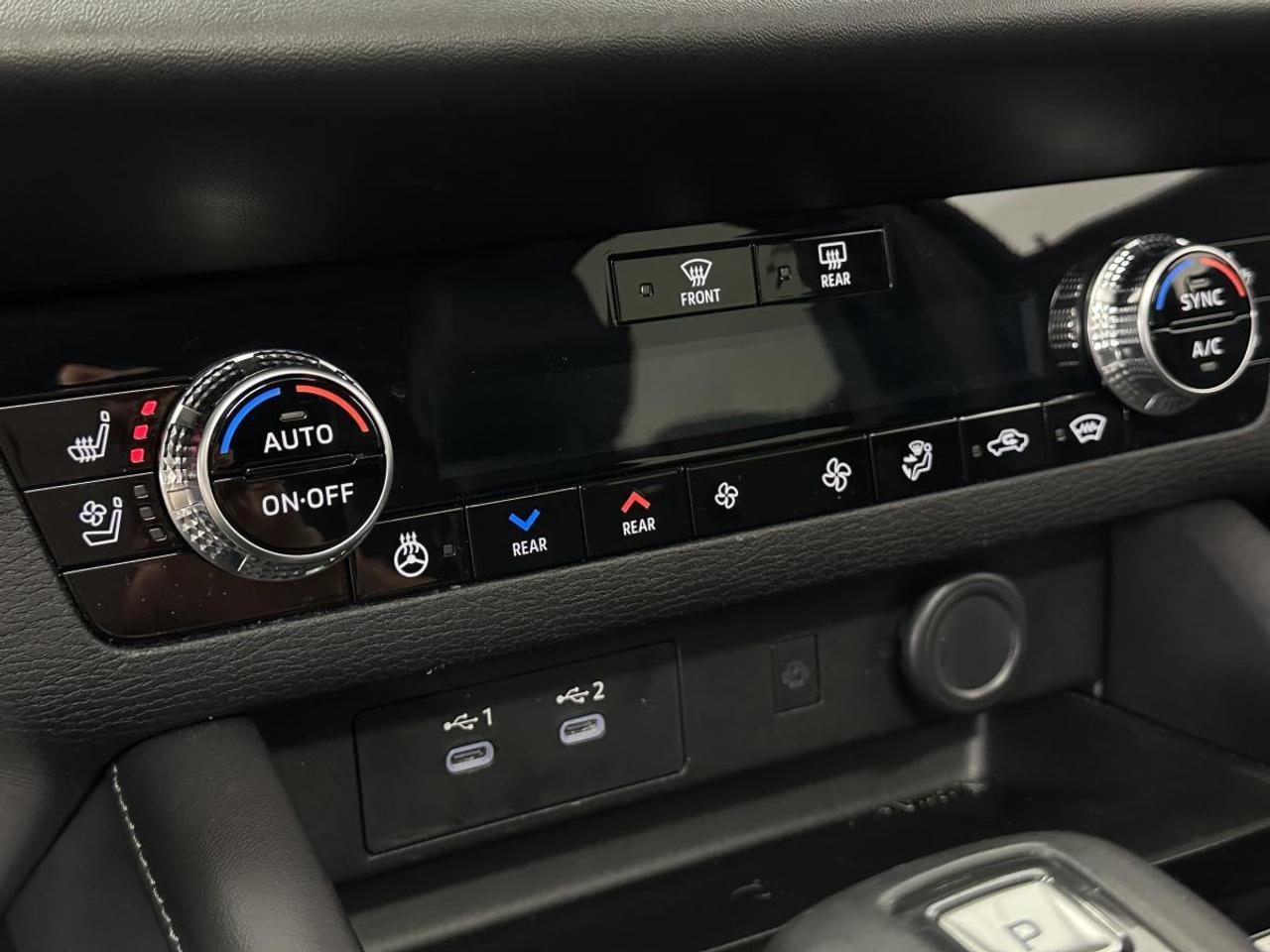 2025 Mitsubishi Outlander SEL S-AWC Photo