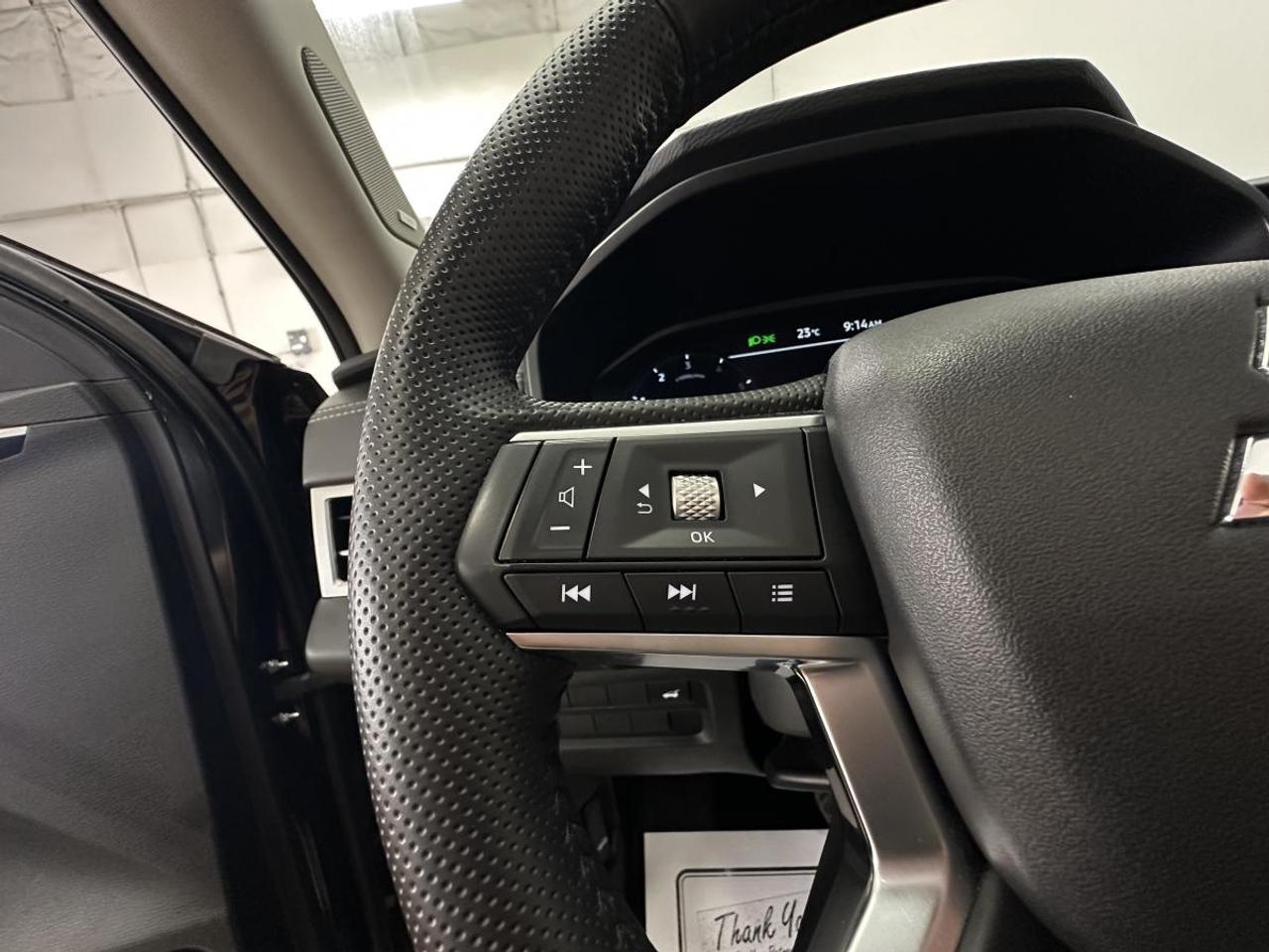 2025 Mitsubishi Outlander SEL S-AWC Photo