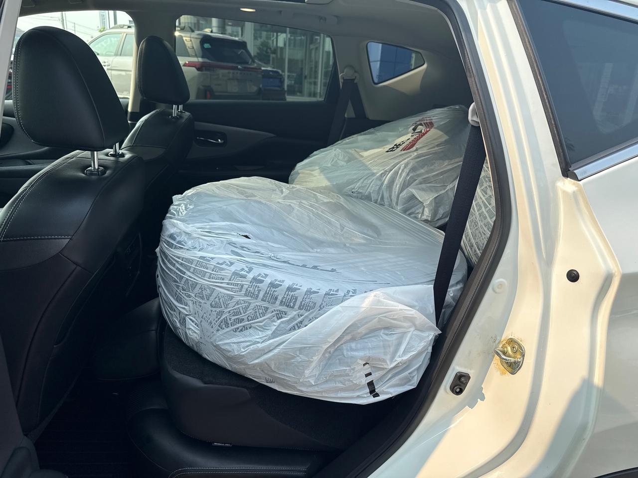 2020 Nissan Murano NO ACCIDENTS!! LOW KM'S!! WINTER TIRES!! Photo