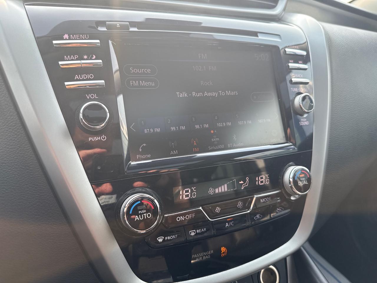 2020 Nissan Murano NO ACCIDENTS!! LOW KM'S!! WINTER TIRES!! Photo