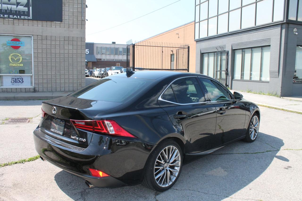 2015 Lexus IS 250 Photo