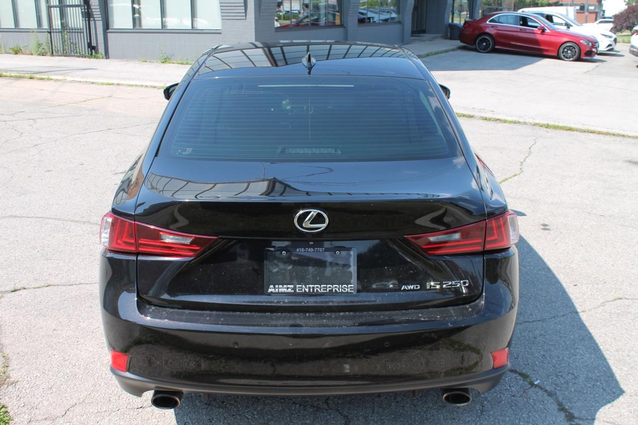 2015 Lexus IS 250 Photo