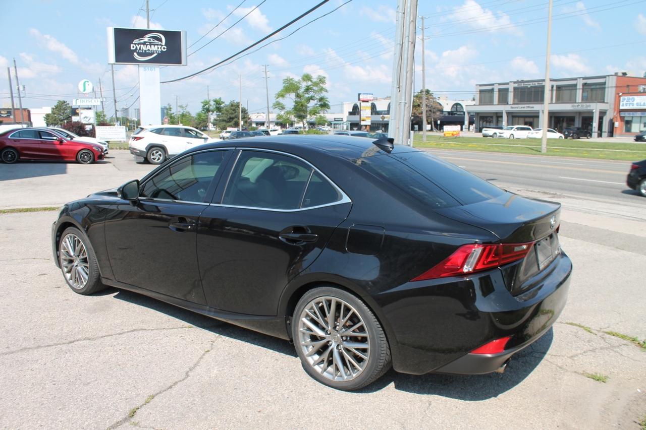 2015 Lexus IS 250 Photo