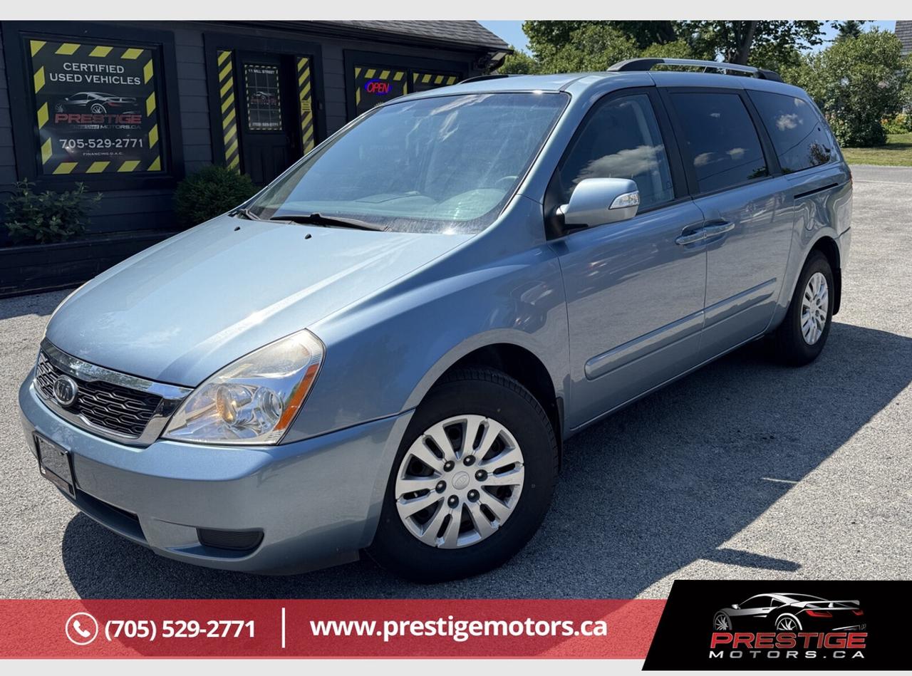 2012 Kia Sedona LX Photo0