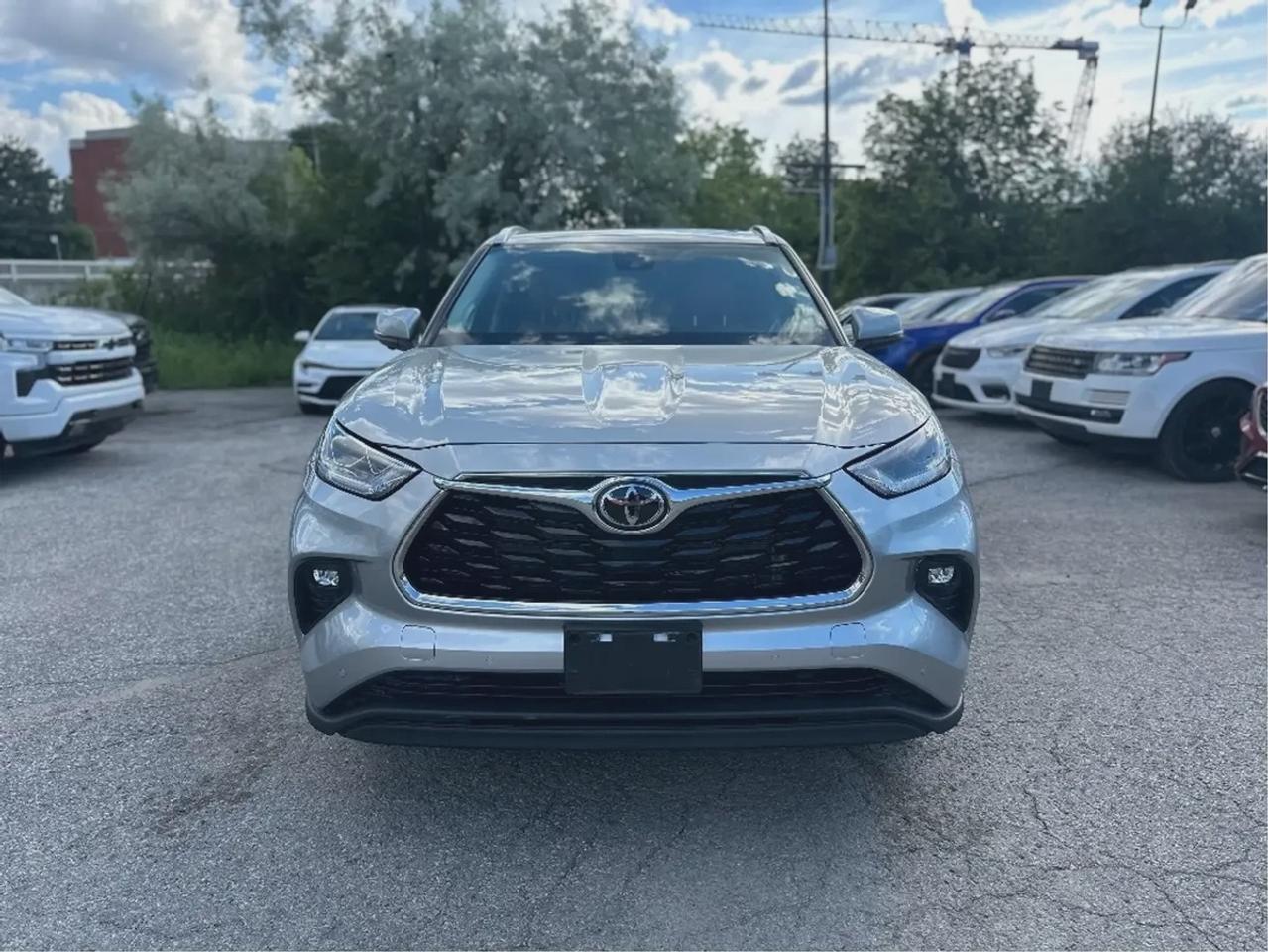 2021 Toyota Highlander LIMITED  Photo