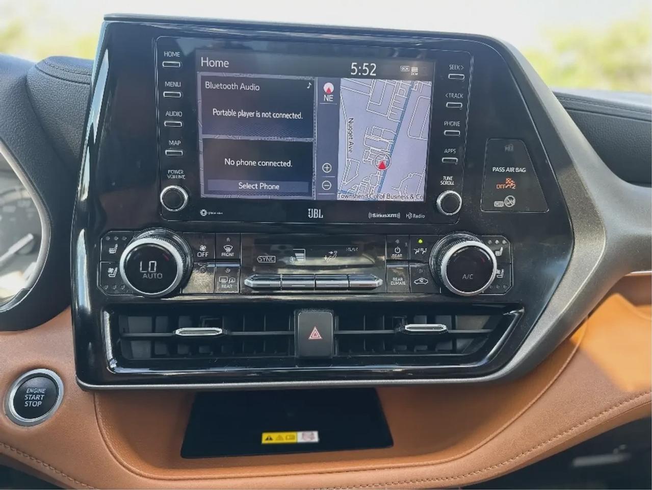 2021 Toyota Highlander LIMITED  Photo