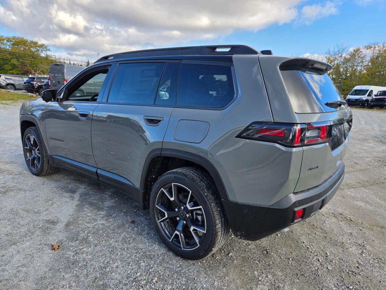 2026 Jeep Cherokee OVERLAND Photo