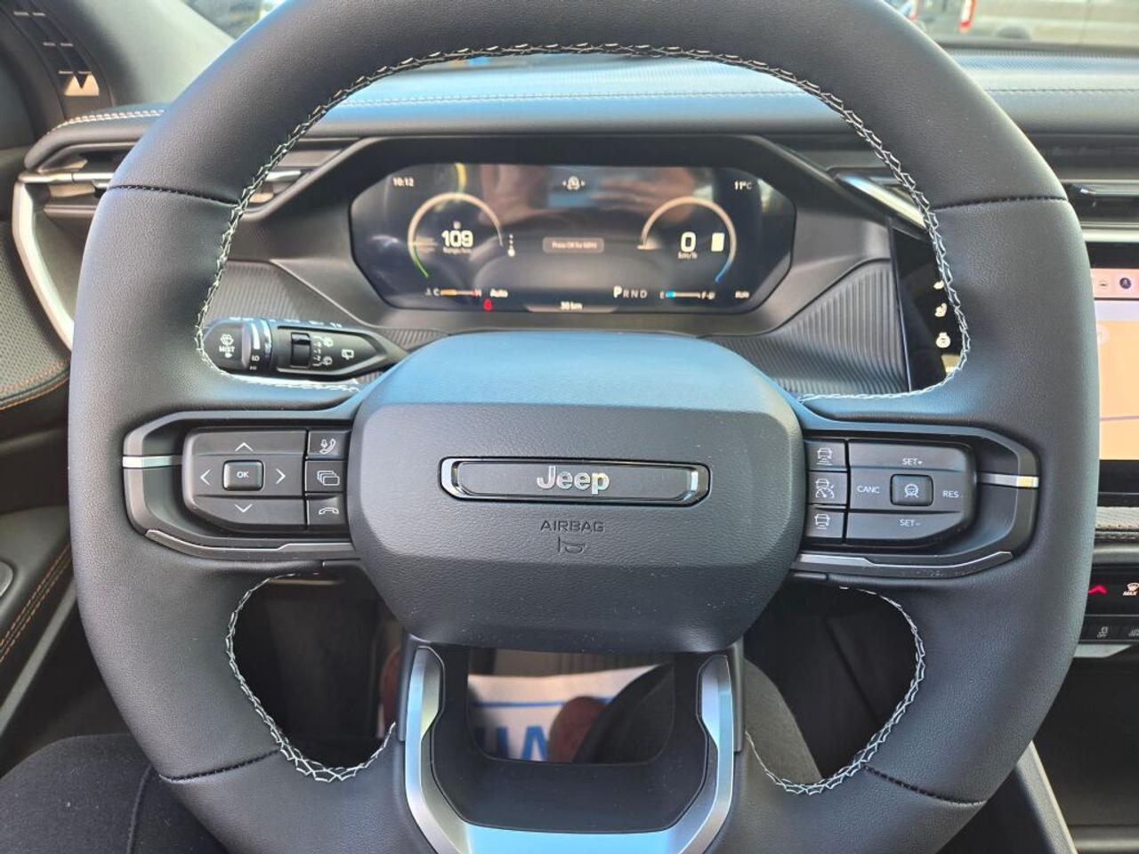 2026 Jeep Cherokee OVERLAND Photo