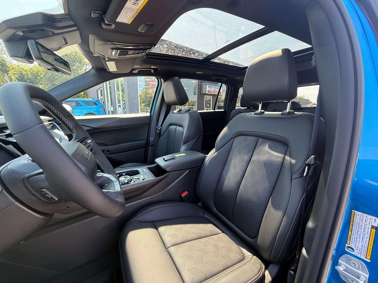 2026 Jeep Cherokee Overland 4X4 - Pano roof - Alpine sound Photo