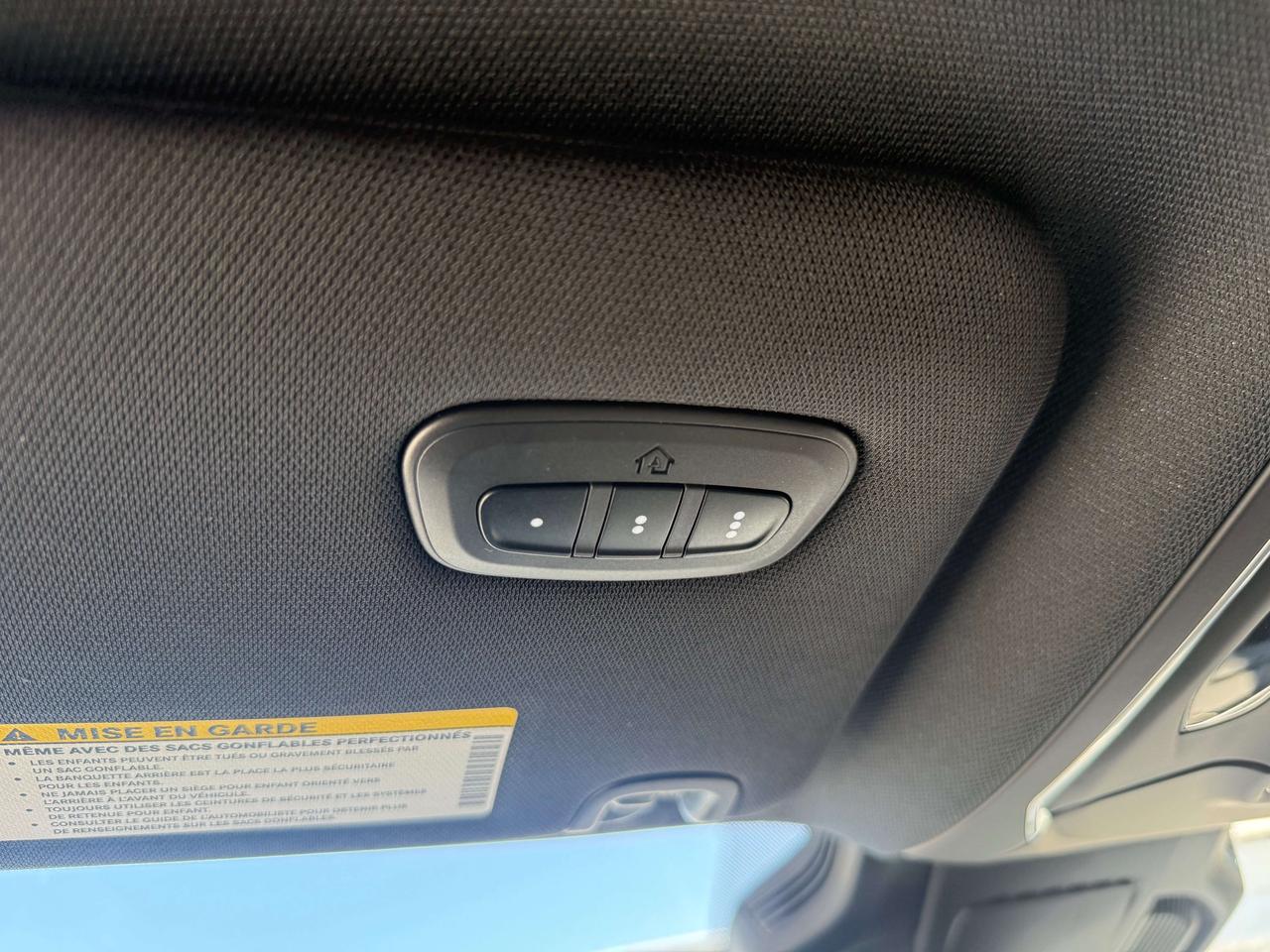 2026 Jeep Cherokee Overland 4X4 - Pano roof - Alpine sound Photo