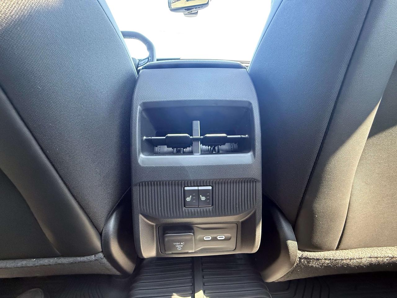 2026 Jeep Cherokee Overland 4X4 - Pano roof - Alpine sound Photo
