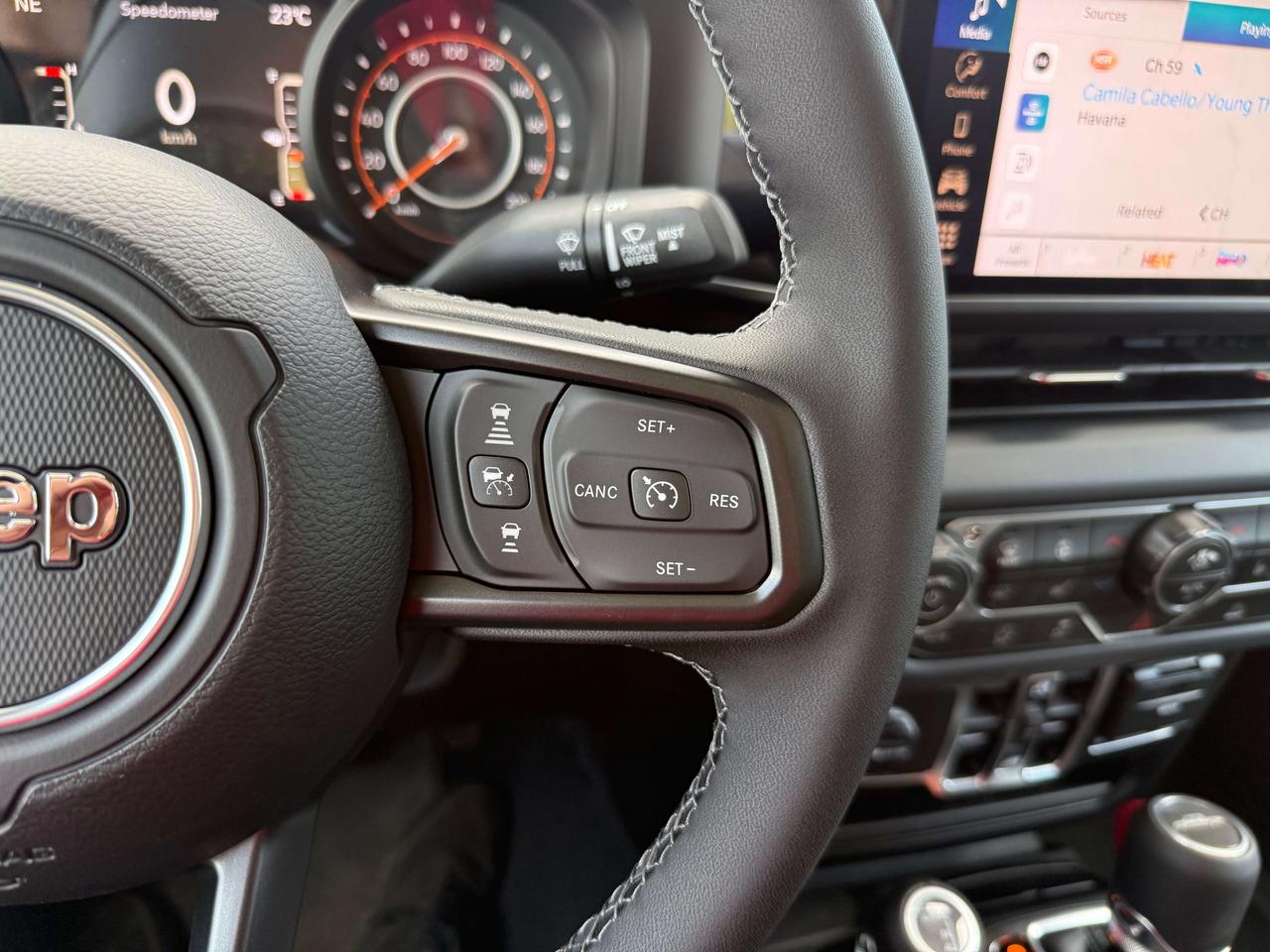 2026 Jeep Gladiator Sahara 4X4 Photo