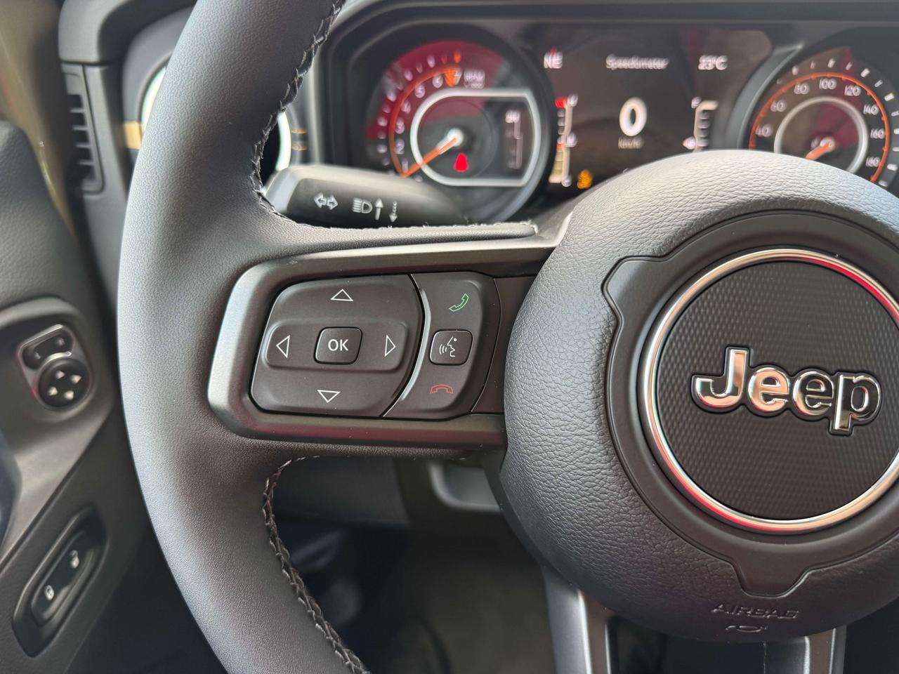 2026 Jeep Gladiator Sahara 4X4 Photo