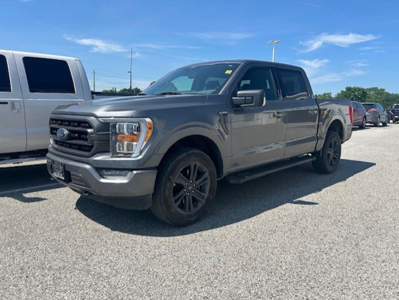 Used 2022 Ford F-150 XLT 4WD SuperCrew 5.5' Box for sale in Watford, ON