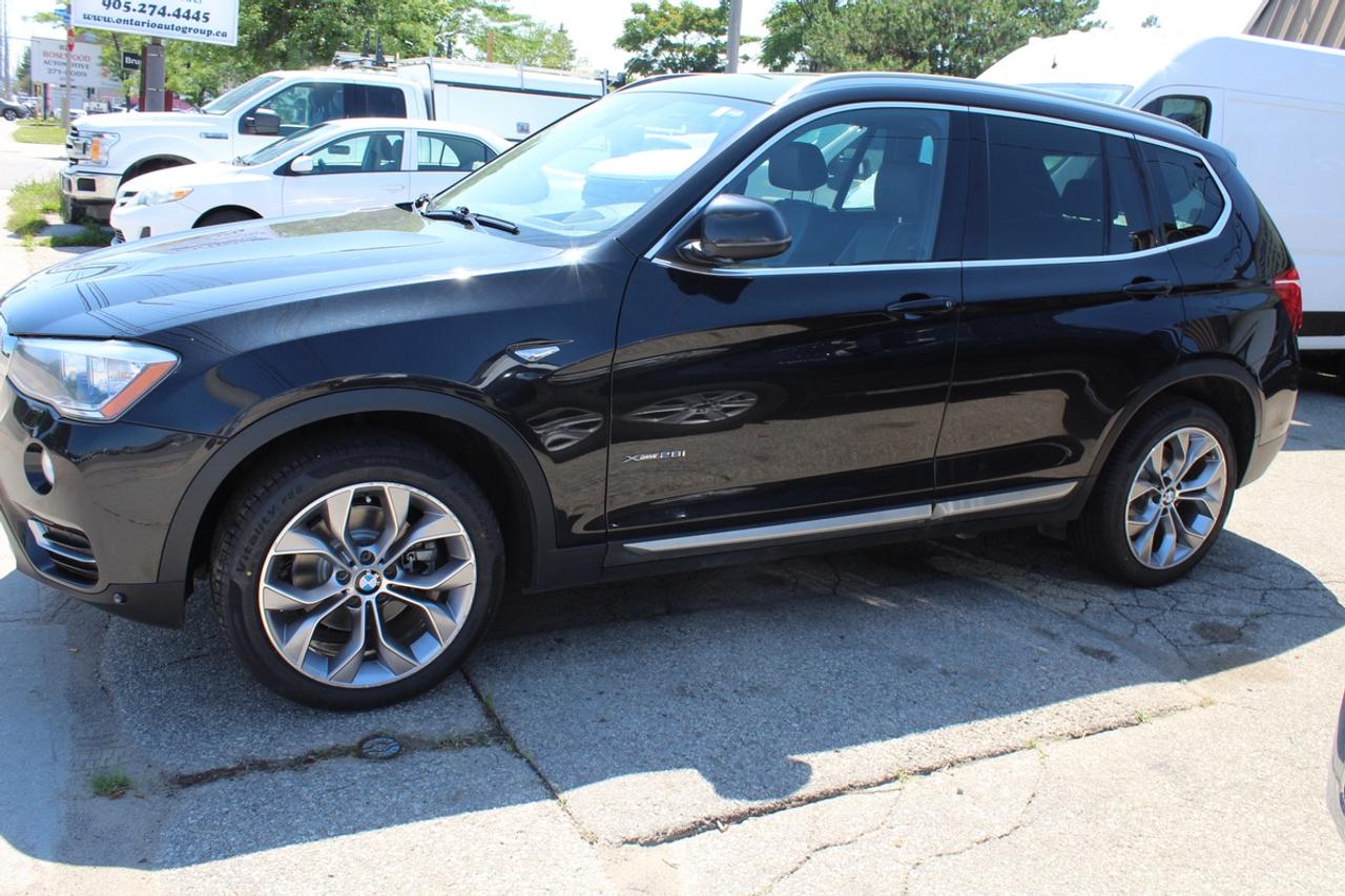 2017 BMW X3 xDrive28i Navigation Pano Roof technology Package Photo