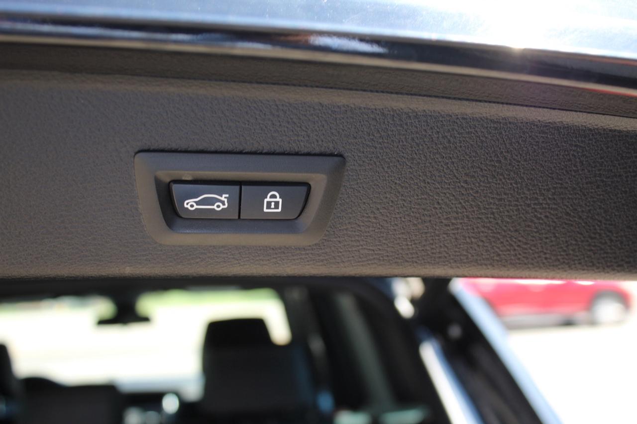 2017 BMW X3 xDrive28i Navigation Pano Roof technology Package Photo