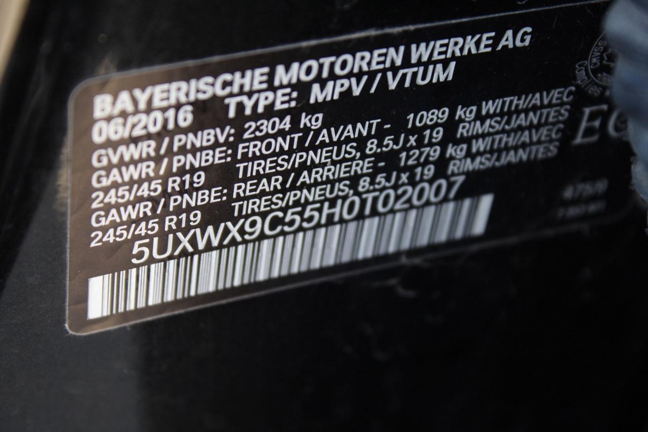 2017 BMW X3 xDrive28i Navigation Pano Roof technology Package Photo
