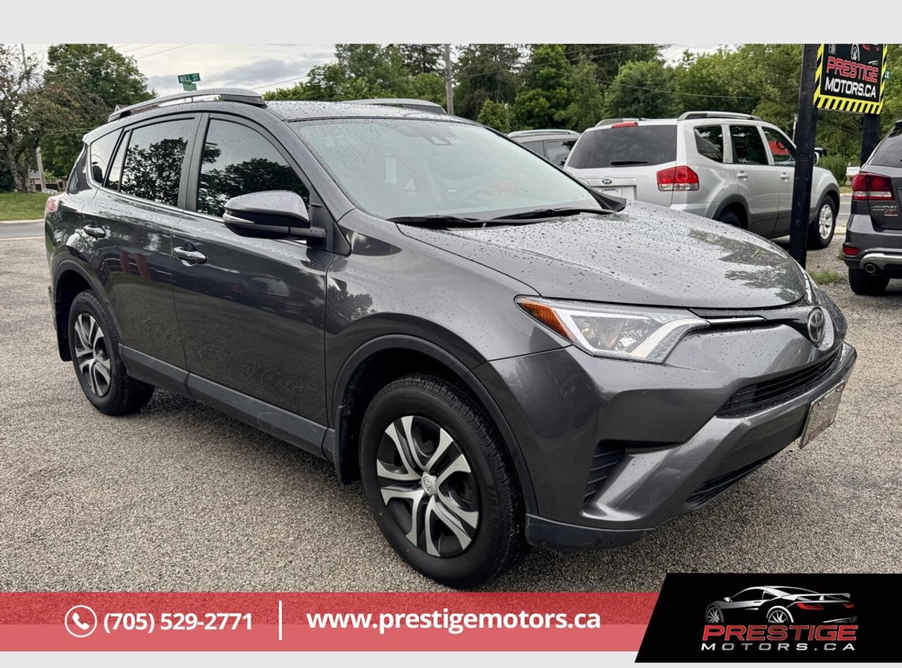 2017 Toyota RAV4 LE Photo