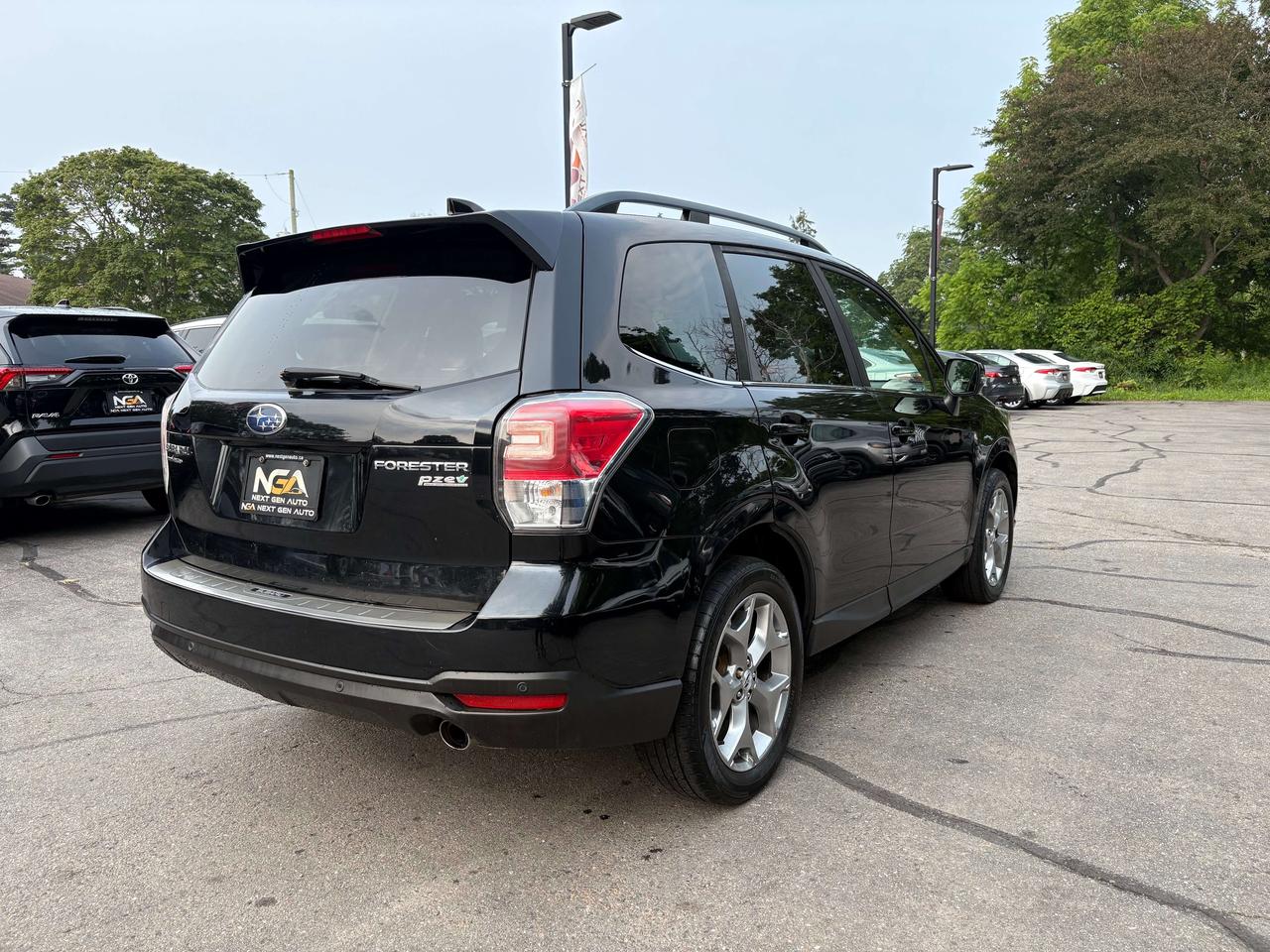 2017 Subaru Forester 2.5i Premier AWD EyeSight Nav Brown Leather Pano R Photo