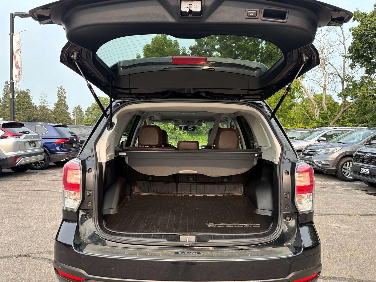 2017 Subaru Forester 2.5i Premier AWD EyeSight Nav Brown Leather Pano R Photo