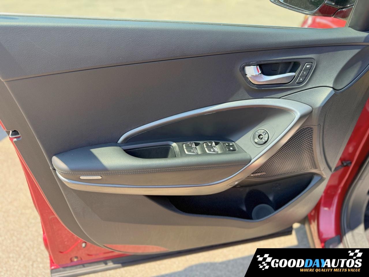 2018 Hyundai Santa Fe Sport Limited AWD | ONE OWNER | LOW KMS | CLEAN CARFAX Photo