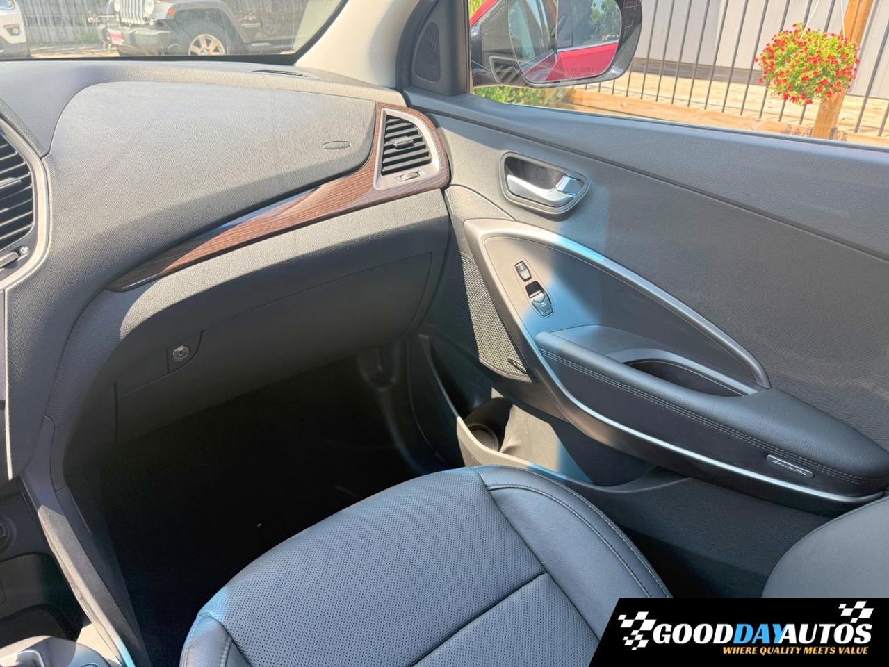 2018 Hyundai Santa Fe Sport Limited AWD | ONE OWNER | LOW KMS | CLEAN CARFAX Photo