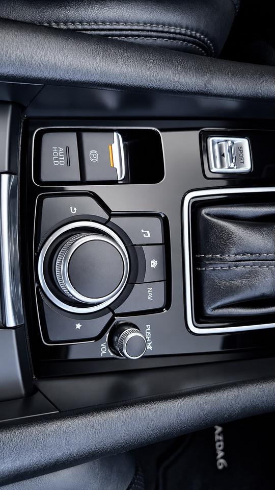 2021 Mazda MAZDA6 GS-L Photo