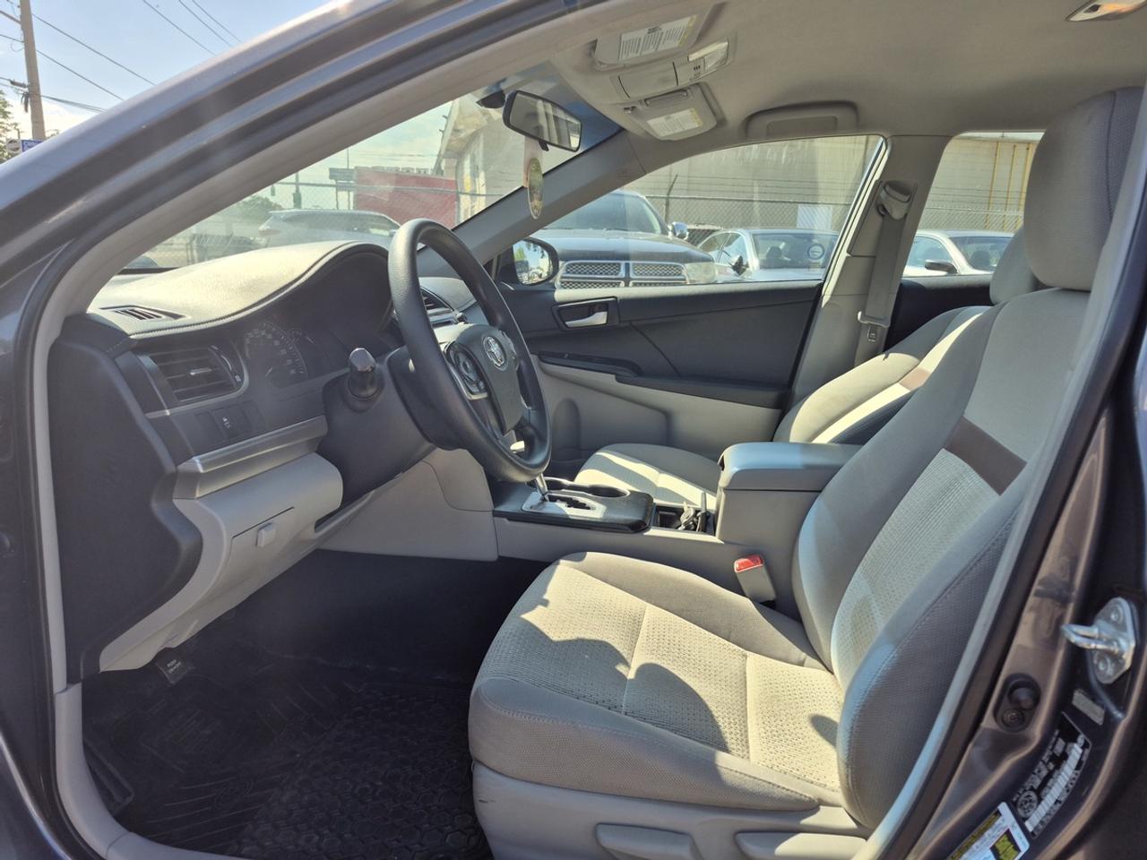 2012 Toyota Camry LE Photo