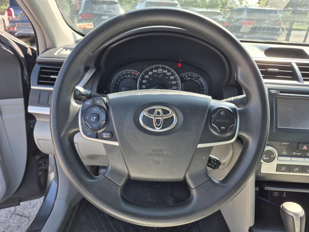 2012 Toyota Camry LE Photo