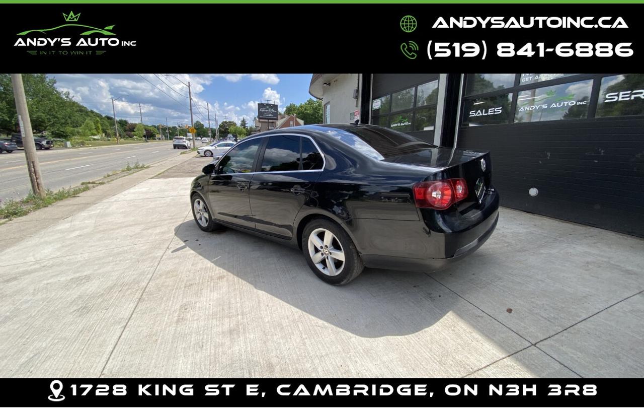 2010 Volkswagen Jetta 2.5L SEDAN ! AUTO ! SUNROOF !  3 MONTH WARRA S Photo