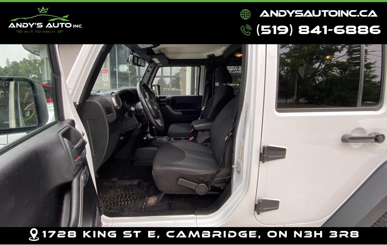 2016 Jeep Wrangler UNLIMITED SPORT ! AUTO ! 4X4 ! HARD AND S UNLIMITED SPORT ! AUTO ! 4X4 ! HARD AND SOFT TOP Photo