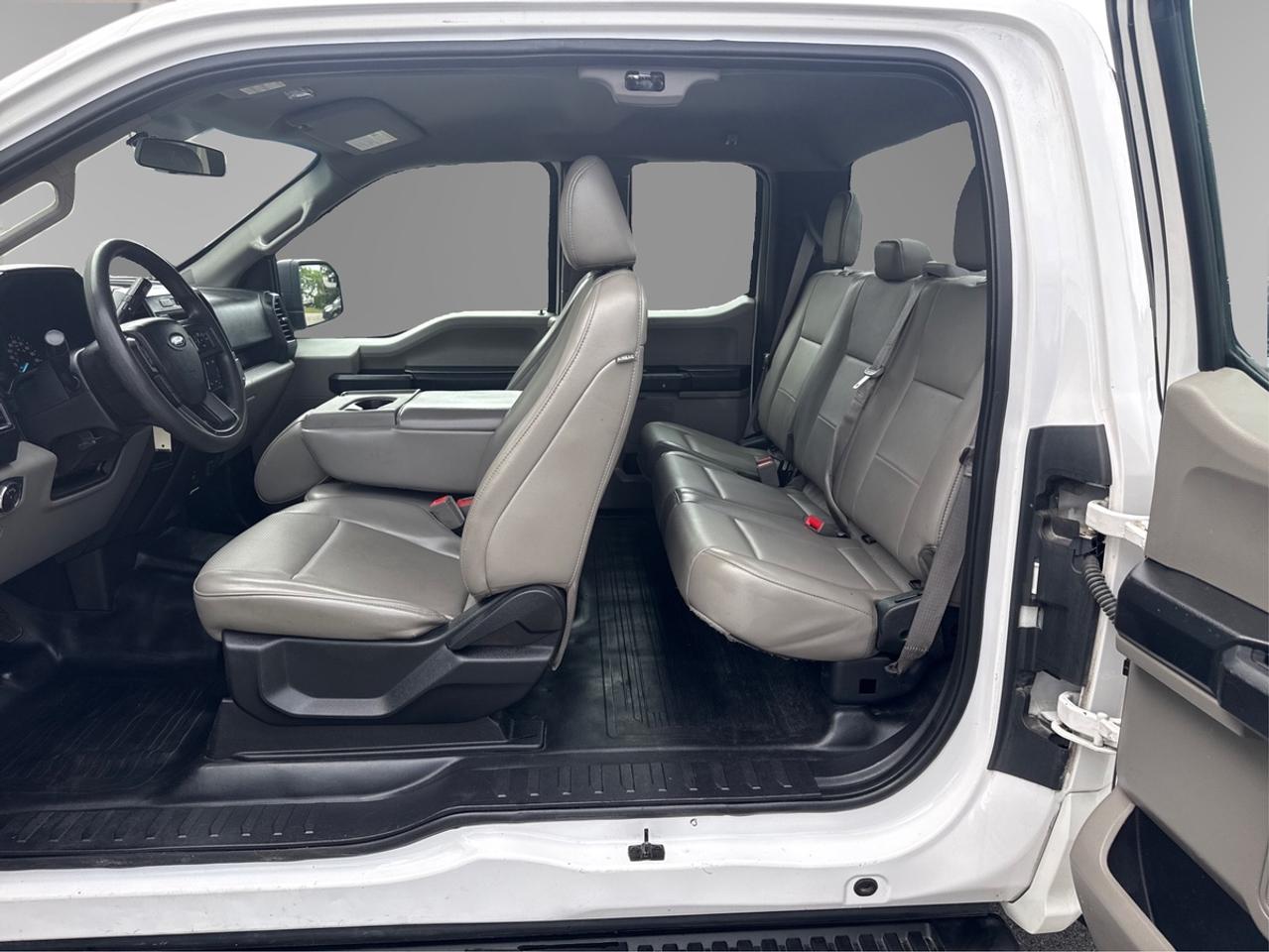 2018 Ford F-150 XL 6 Photo