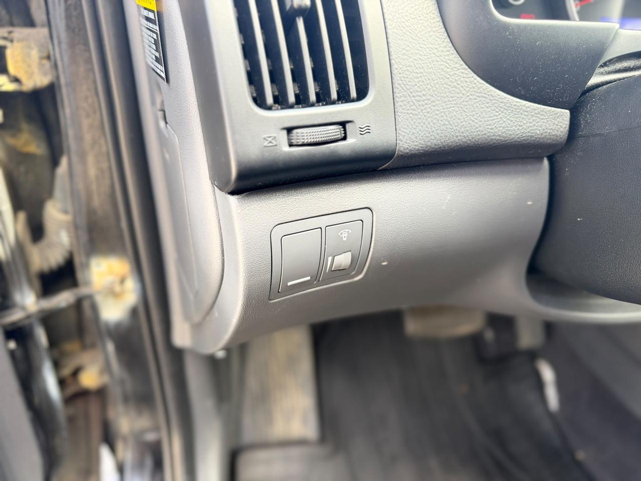 2009 Hyundai Elantra GLS Photo
