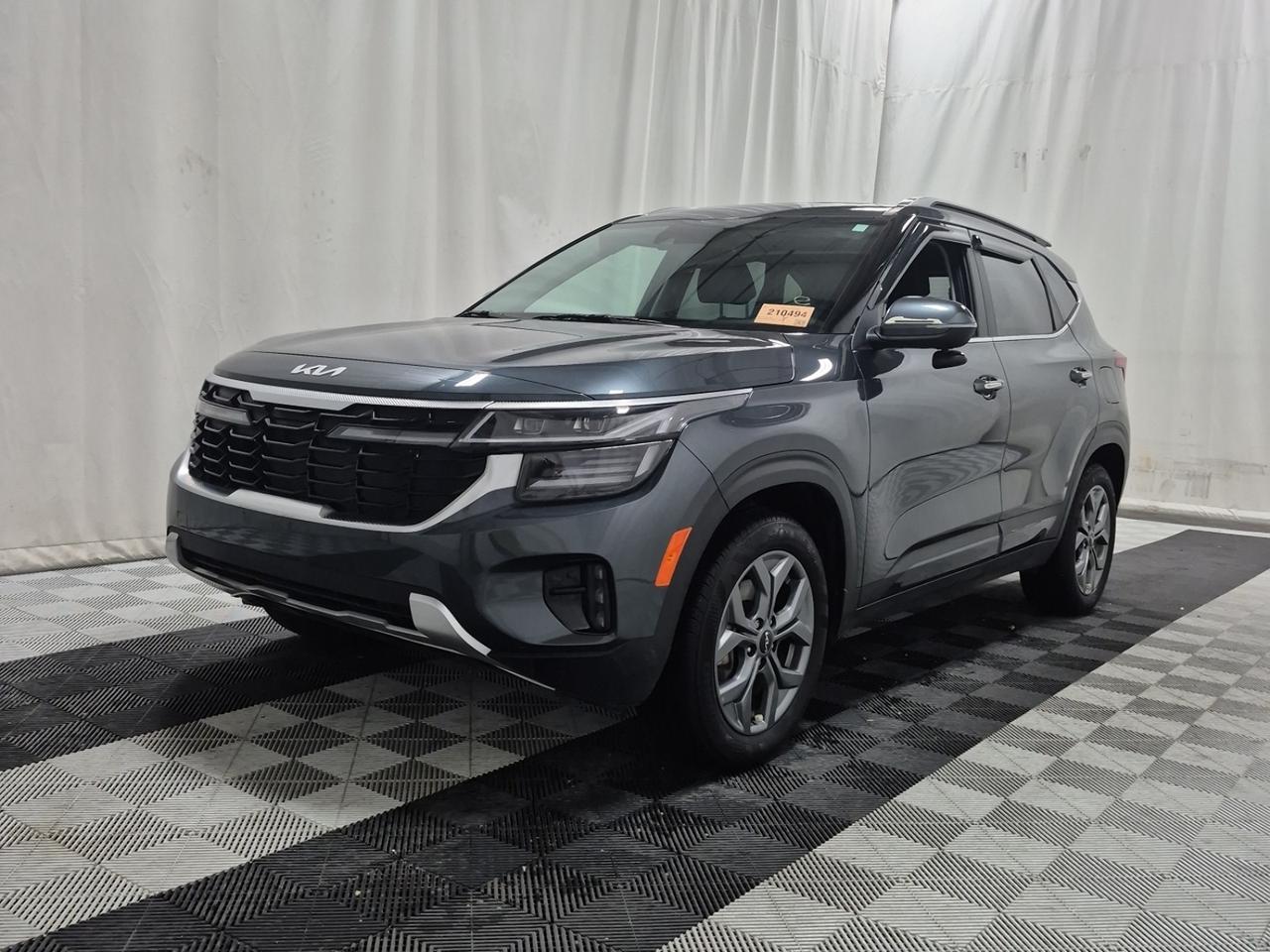 2025 Kia Seltos EX