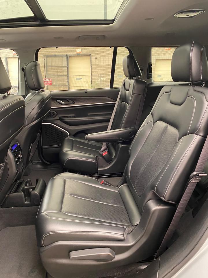 2021 Jeep Grand Cherokee L Limited 4*4 | NO ACCIDENT |  CLEAN CARFAX | PILOT Photo