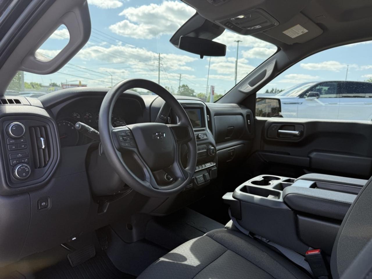 2026 Chevrolet Silverado 1500 Custom Trail Boss Photo